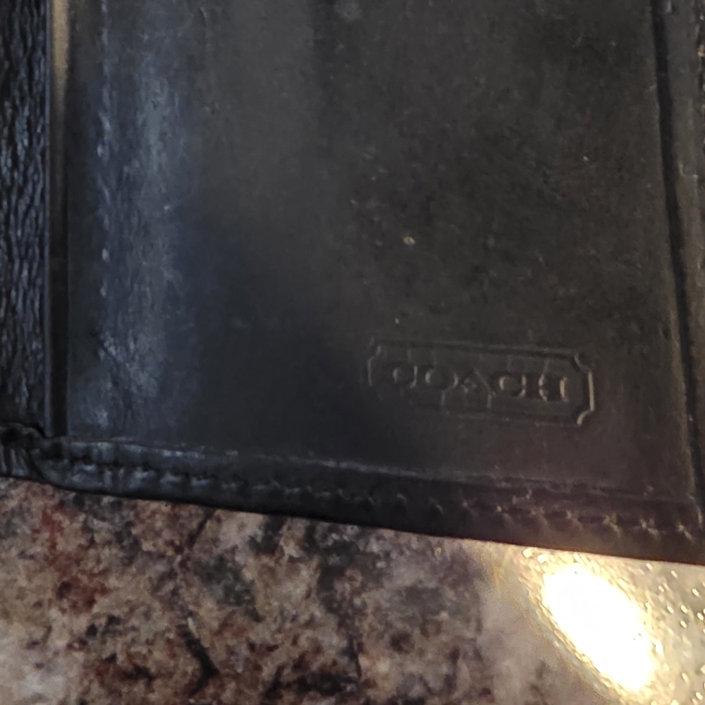 COACH Vintage Black Leather Key Case Holder - Picture 3 of 8